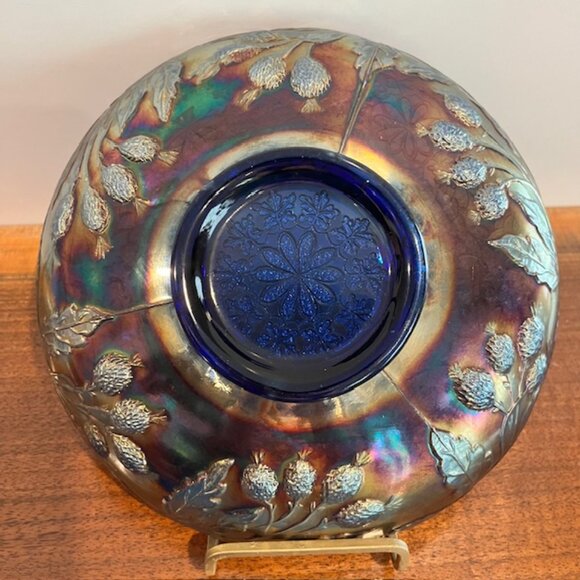 Vintage Fenton Cobalt Blue Leaf Chain Carnival Glass Bowl w/ Bearded Berry Back - Picture 4 of 9